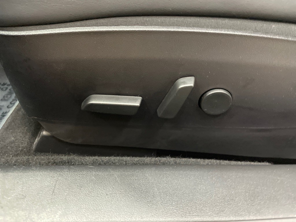 2020 Tesla Model 3 Image 19