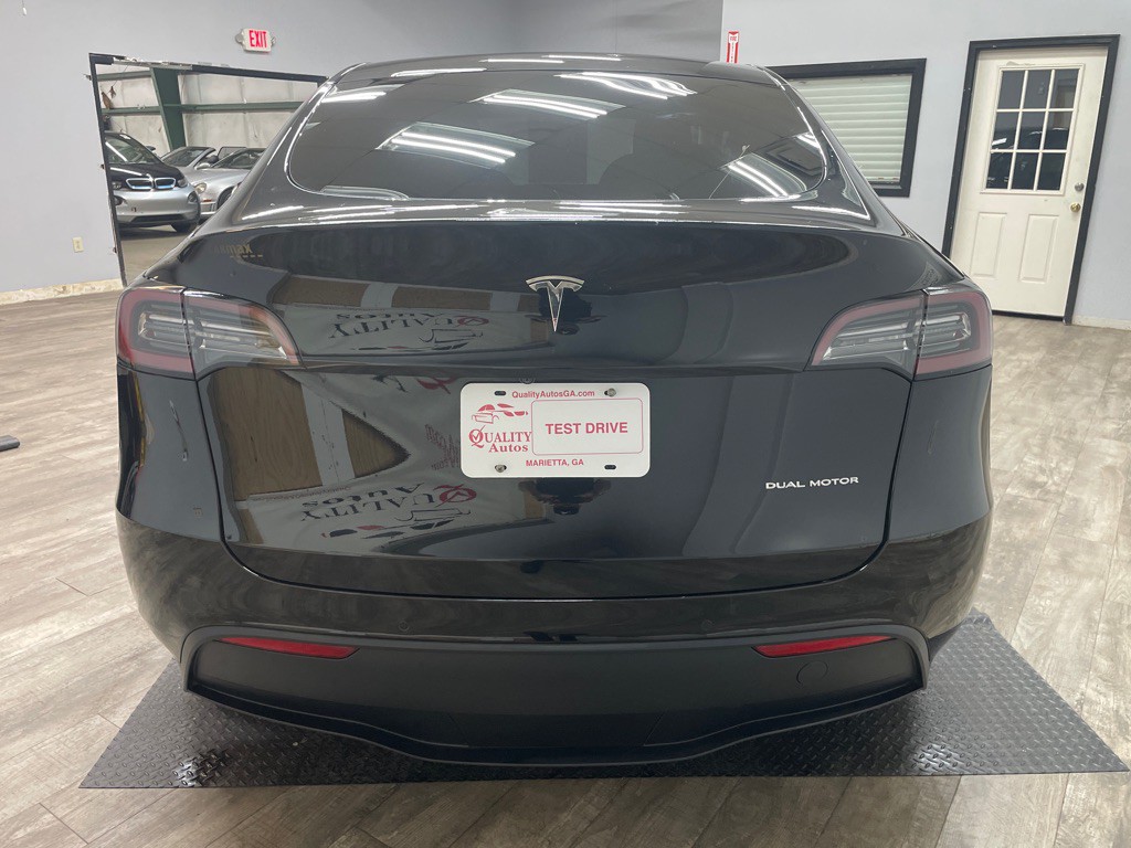 2020 Tesla Model Y Image 10