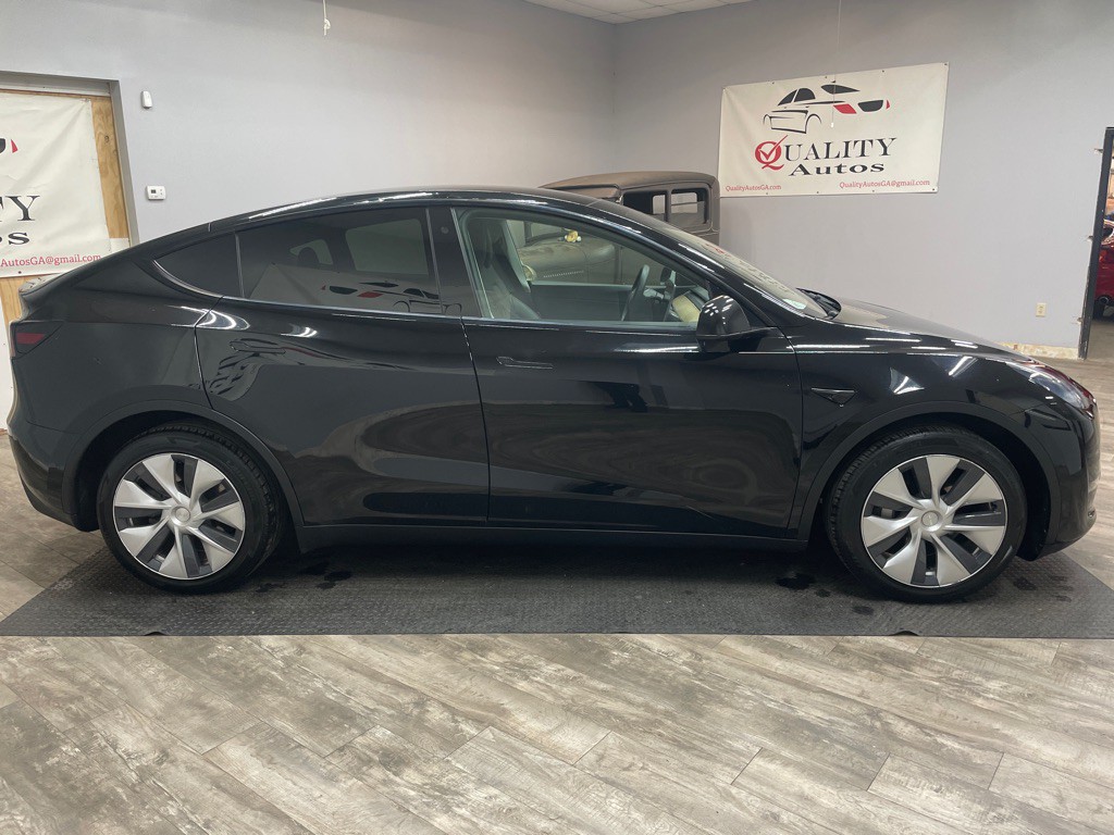 2020 Tesla Model Y Image 11