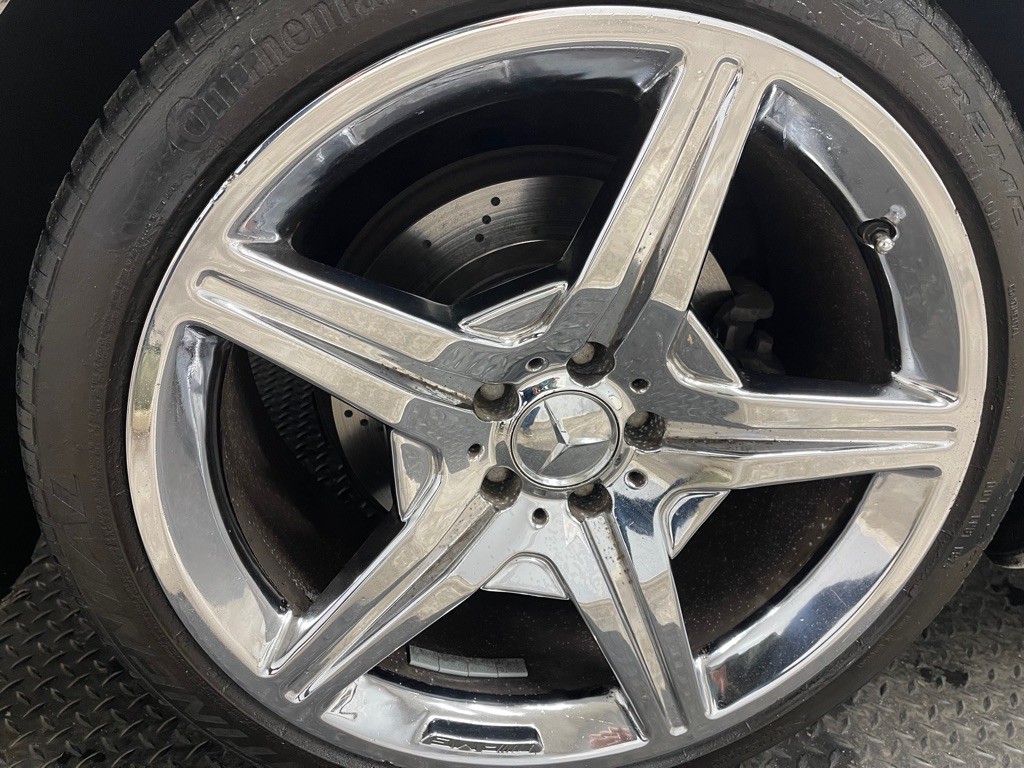 2011 Mercedes-Benz SL-Class Image 42