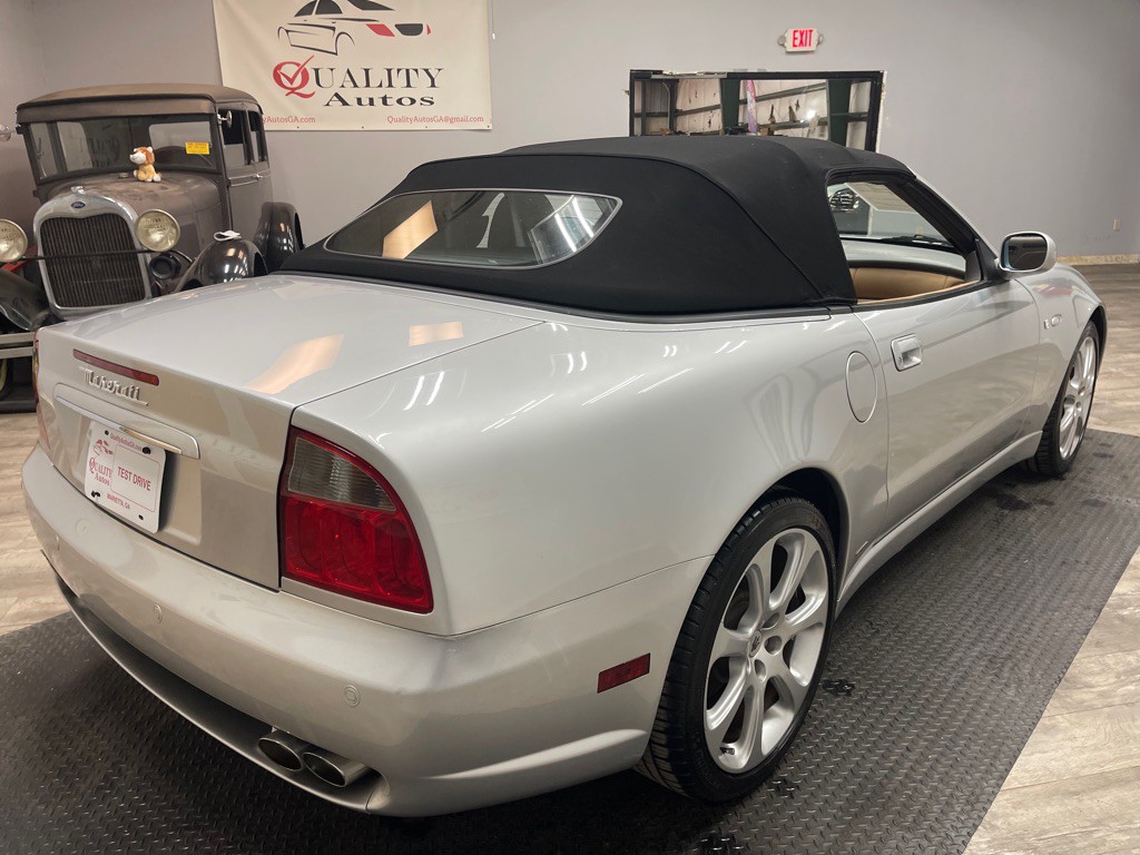 2004 Maserati Spyder Image 9