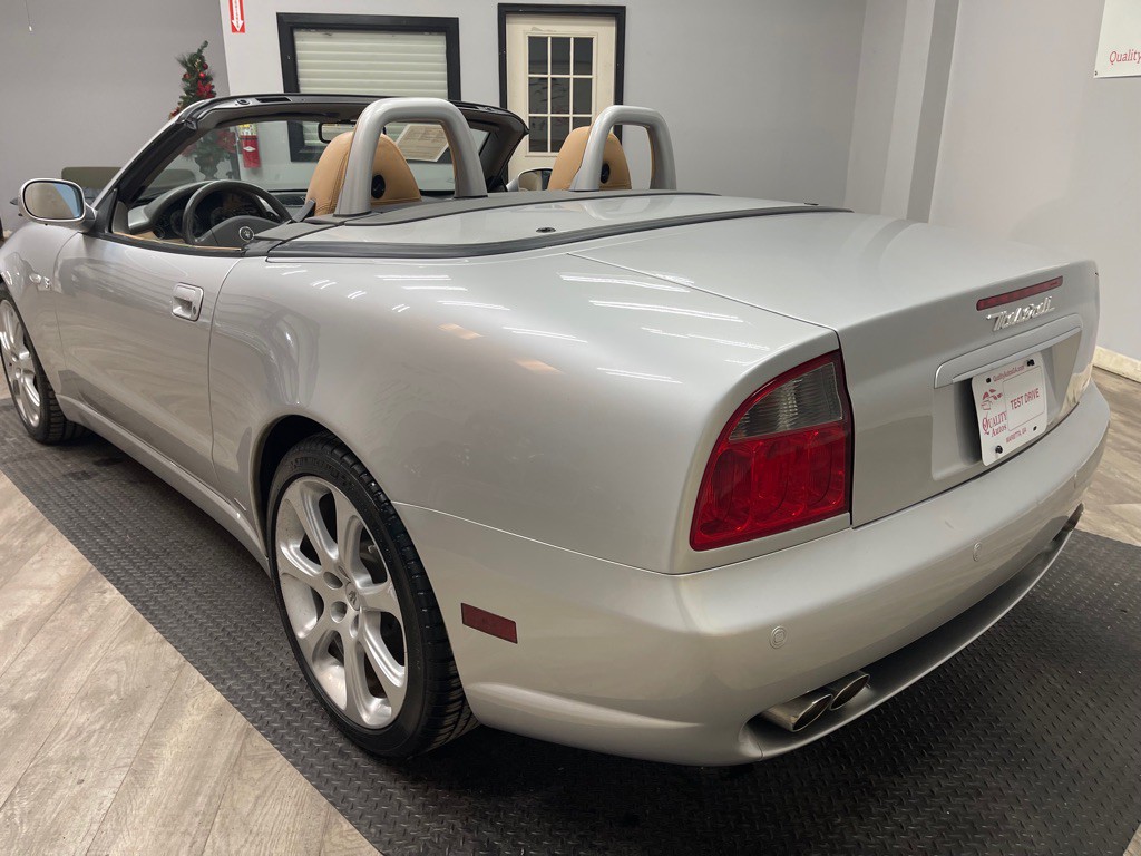 2004 Maserati Spyder Image 18