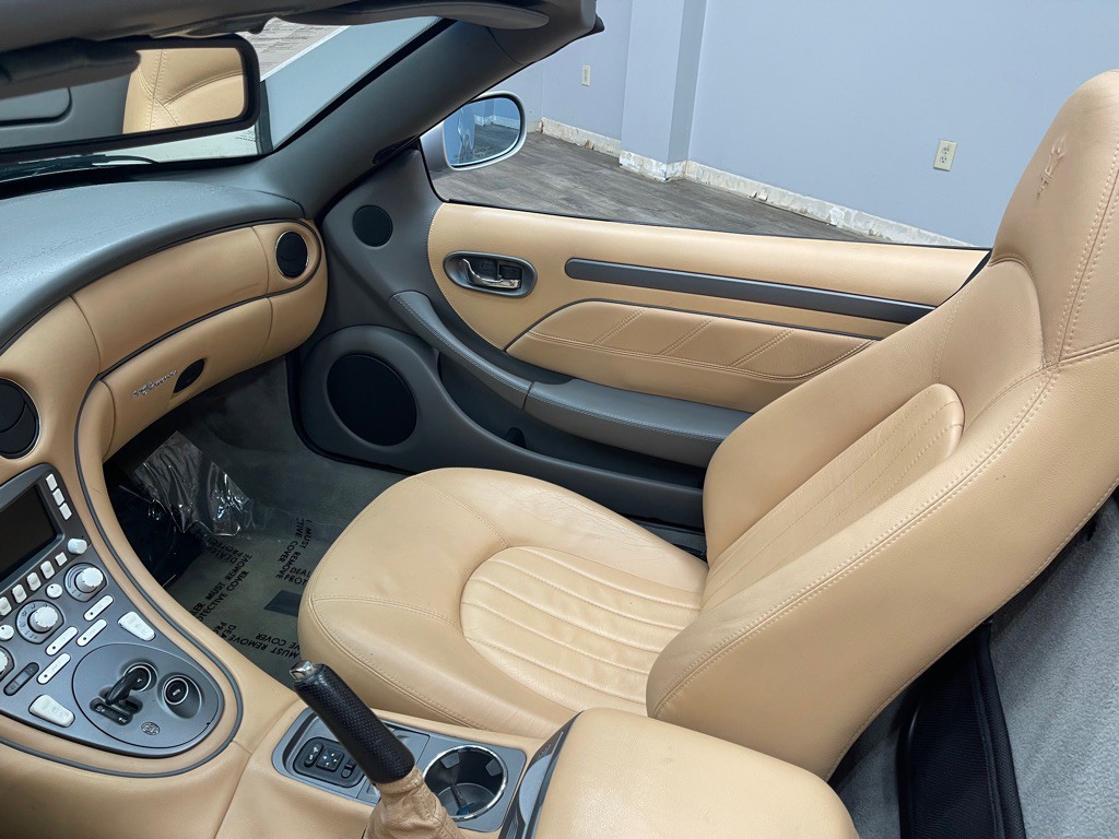2004 Maserati Spyder Image 24