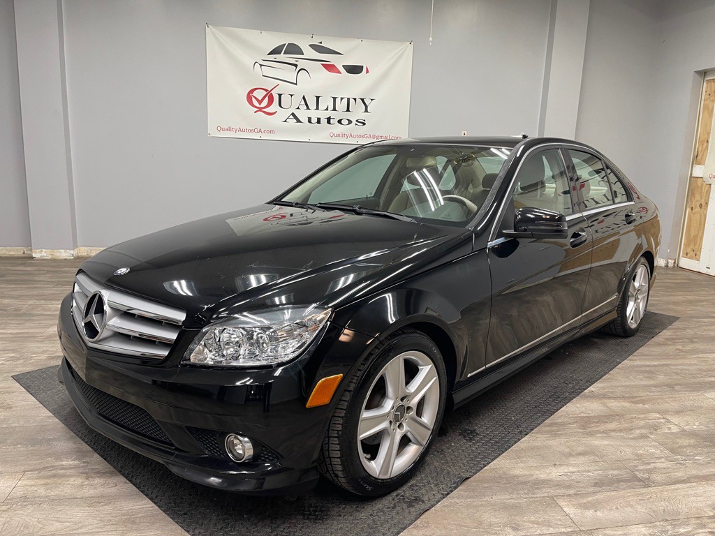 2010 Mercedes-Benz C-Class Image 1