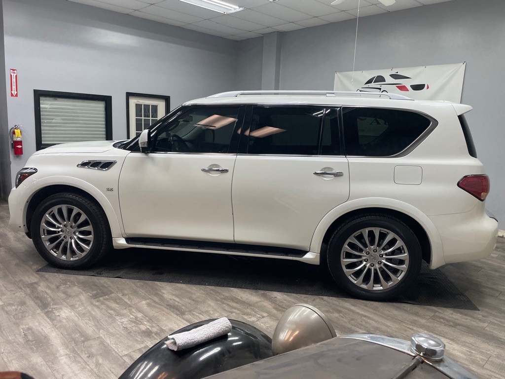 2016 INFINITI QX80 Image 7