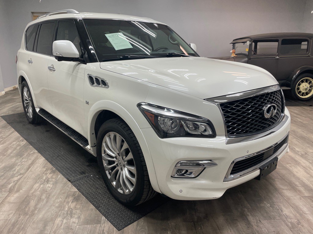 2016 INFINITI QX80 Image 11