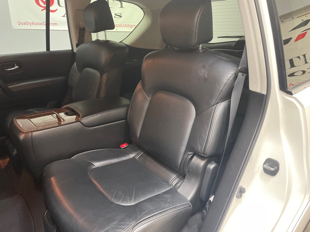 2016 INFINITI QX80 Image 35