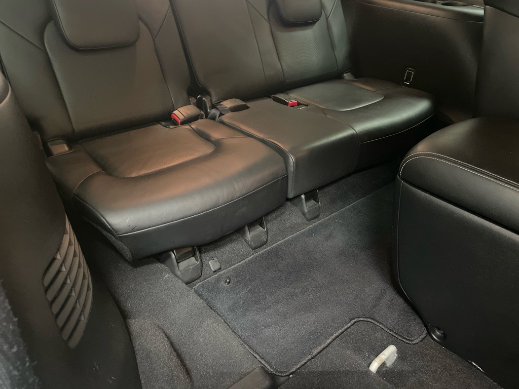 2016 INFINITI QX80 Image 45