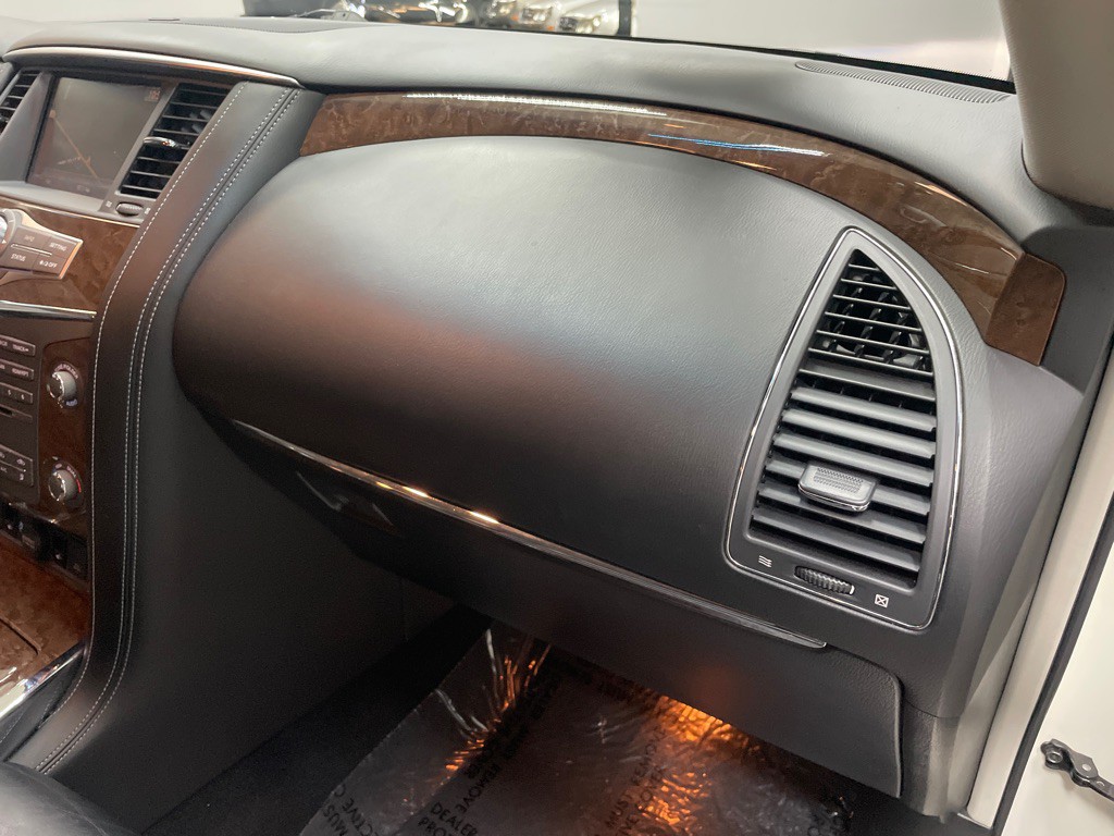 2016 INFINITI QX80 Image 53