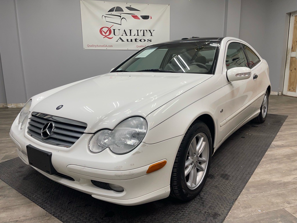 2003 Mercedes-Benz C-Class Image 2