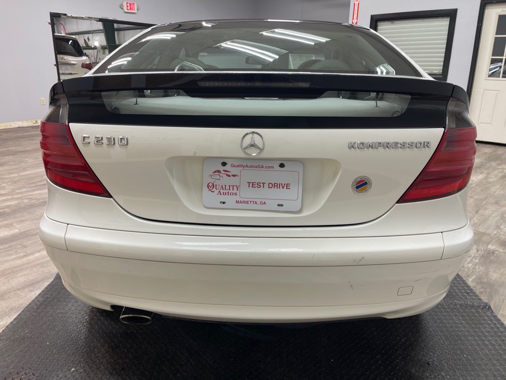 2003 Mercedes-Benz C-Class Image 9