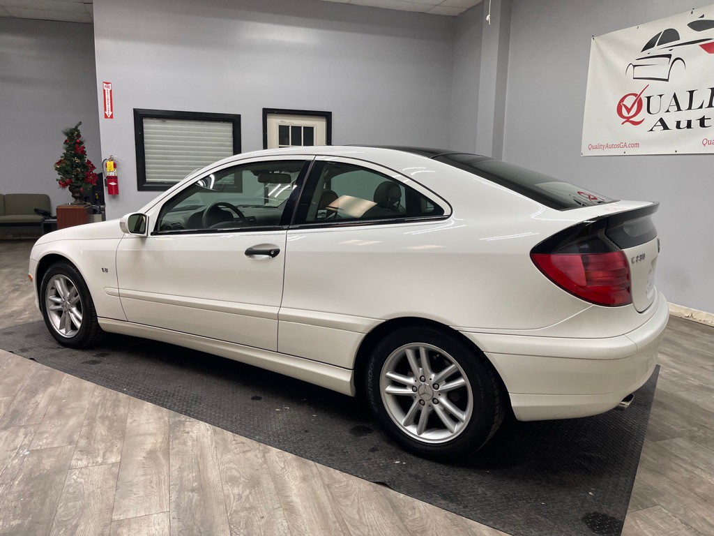 2003 Mercedes-Benz C-Class Image 14