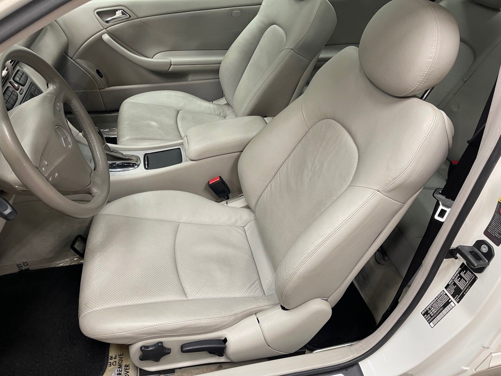 2003 Mercedes-Benz C-Class Image 21