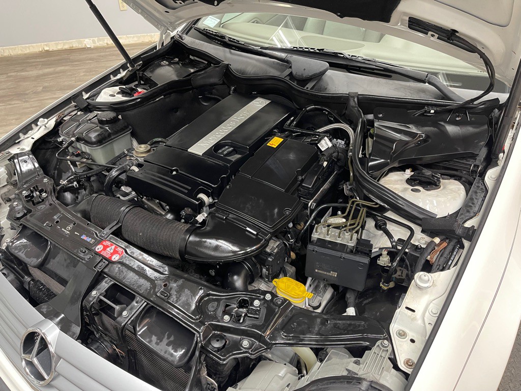2003 Mercedes-Benz C-Class Image 26