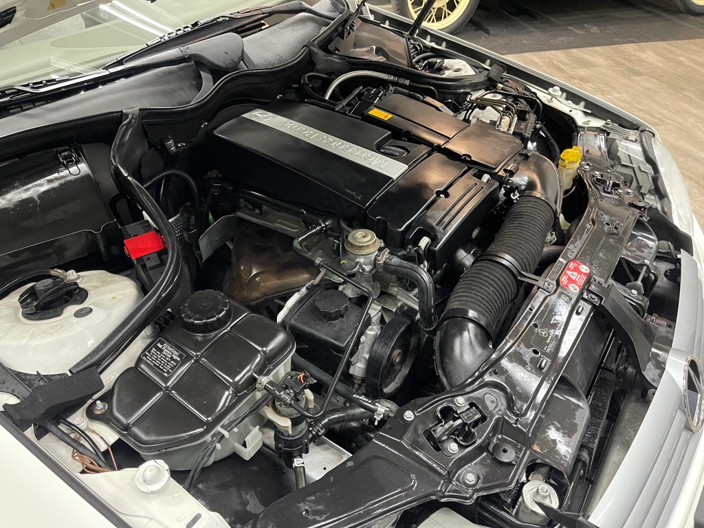 2003 Mercedes-Benz C-Class Image 33