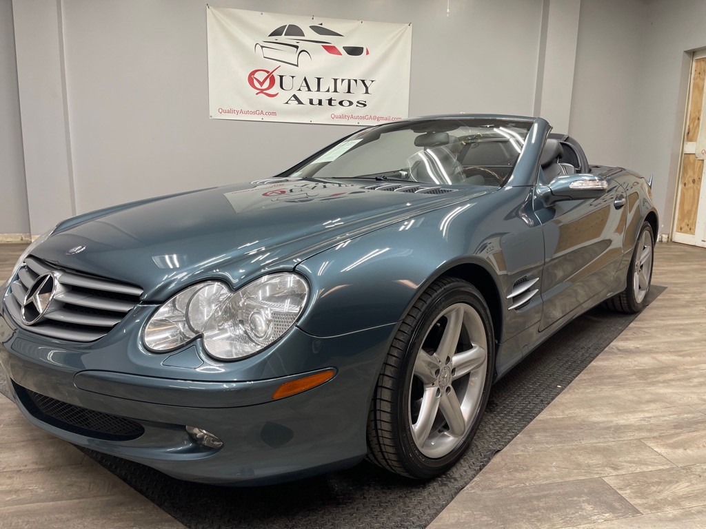 2004 Mercedes-Benz SL-Class Image 2