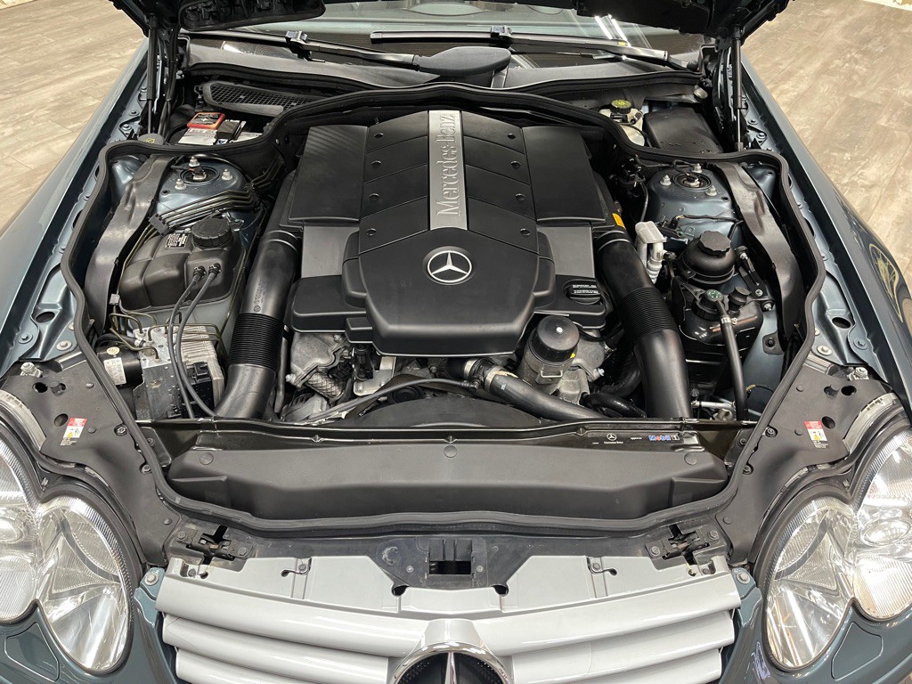 2004 Mercedes-Benz SL-Class Image 42