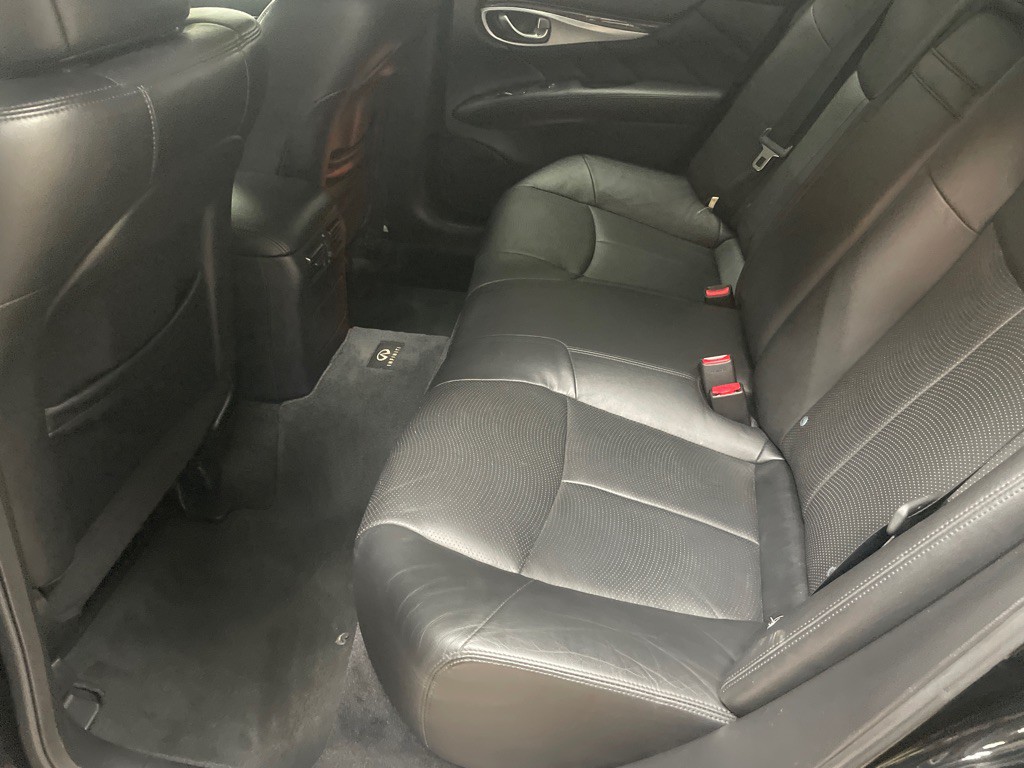 2013 INFINITI M37 Image 31