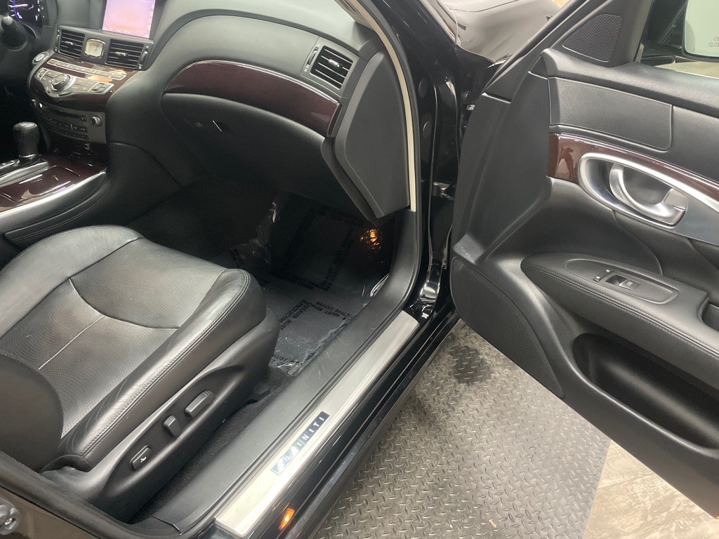 2013 INFINITI M37 Image 37