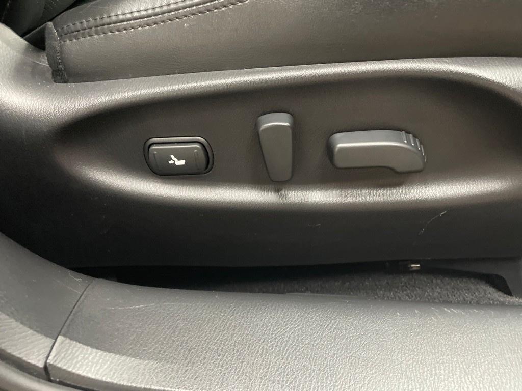 2013 INFINITI M37 Image 40