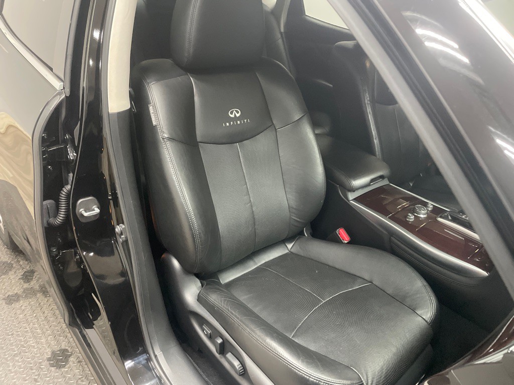 2013 INFINITI M37 Image 41