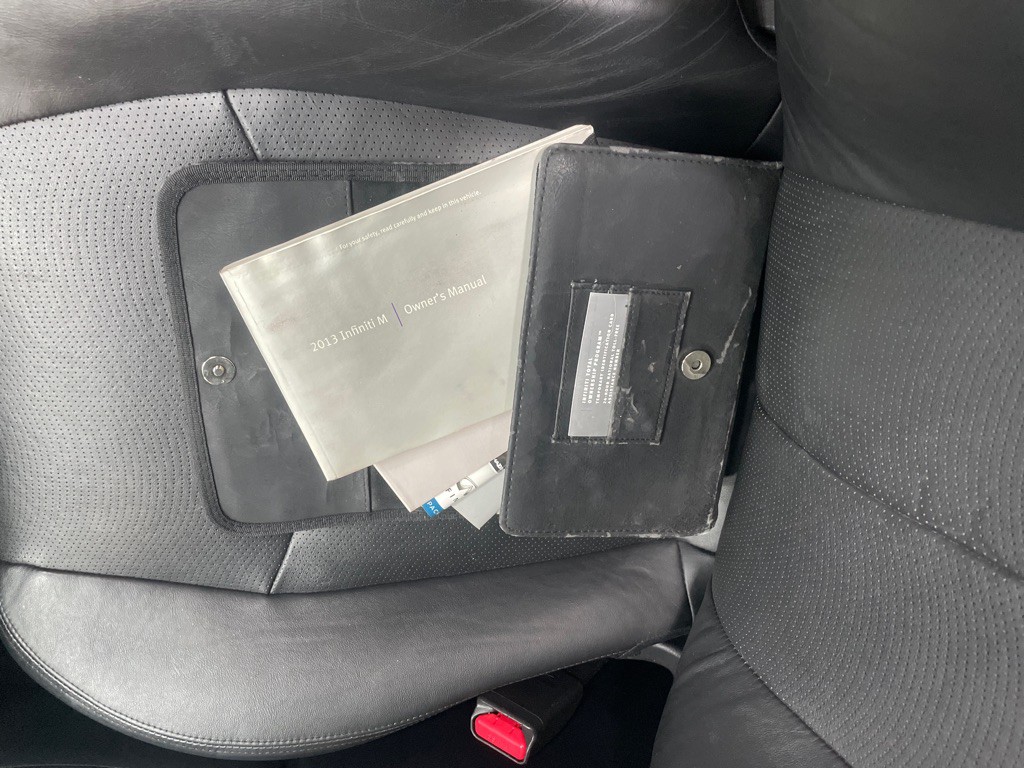 2013 INFINITI M37 Image 45