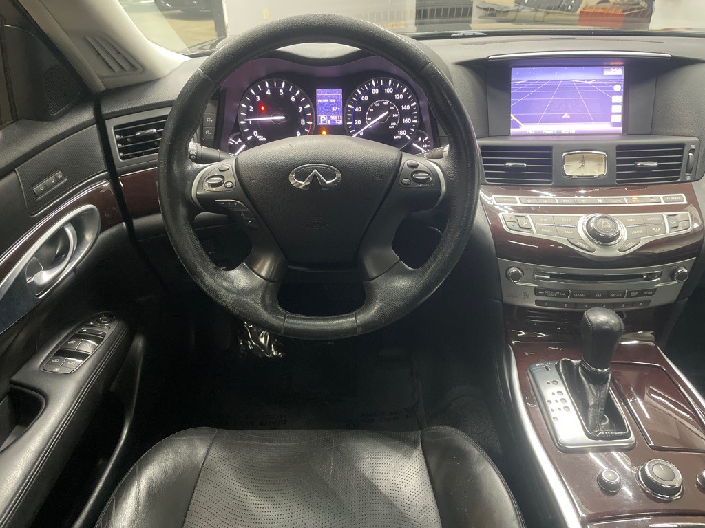 2013 INFINITI M37 Image 4