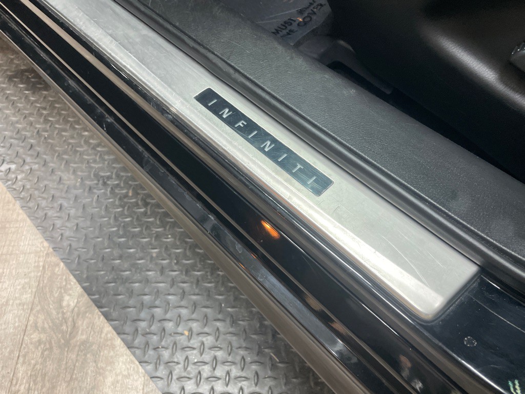 2013 INFINITI M37 Image 16