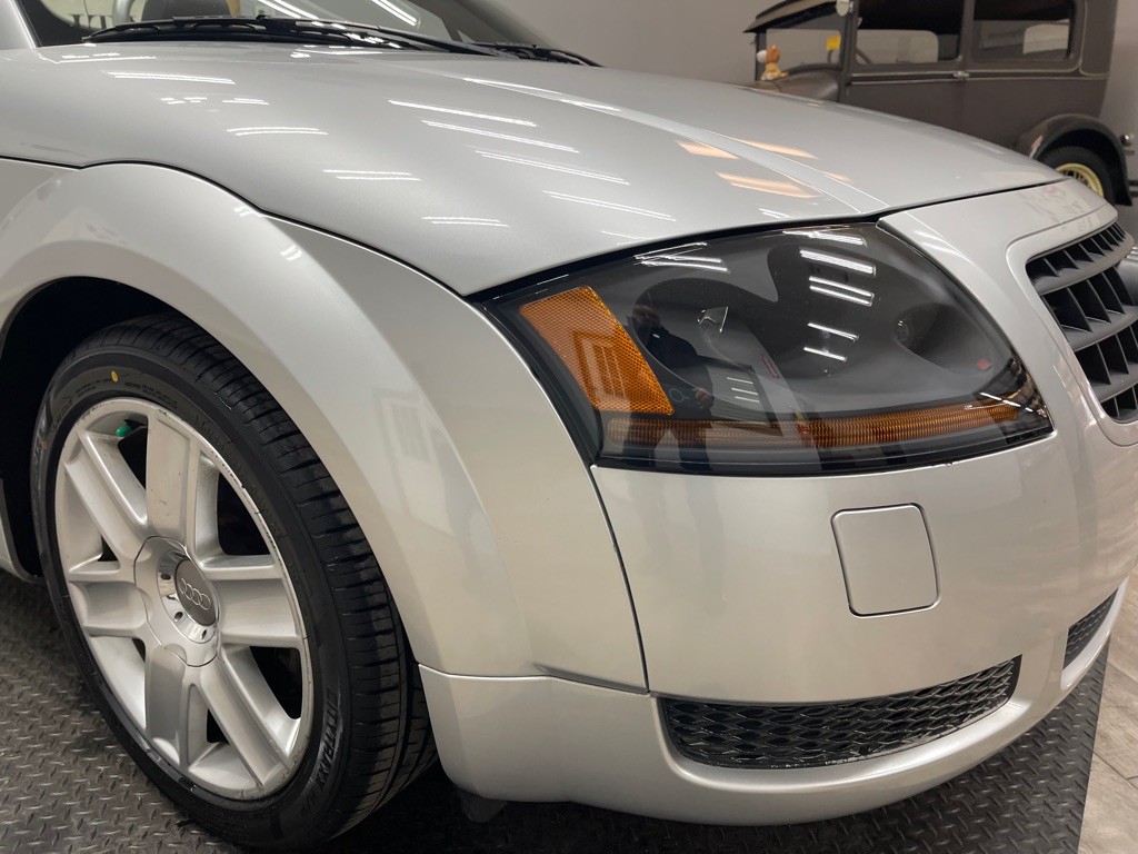 2003 Audi TT Image 12