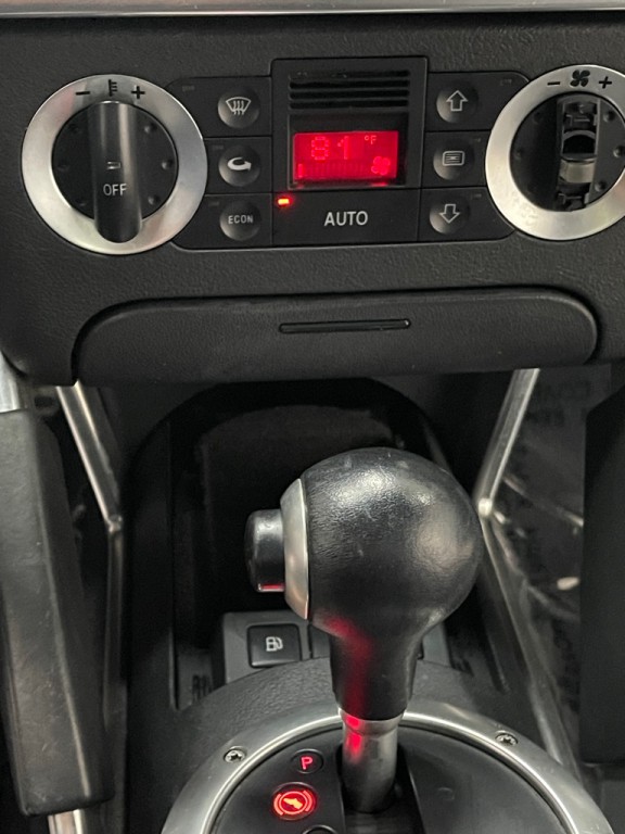 2003 Audi TT Image 27