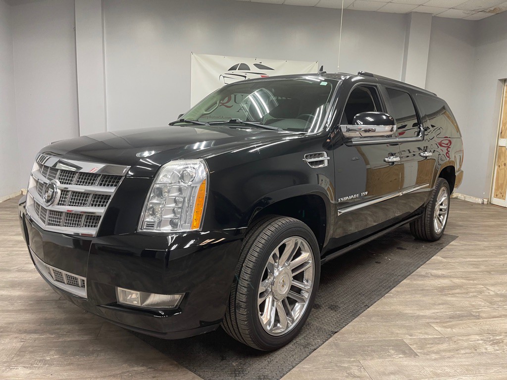 2011 Cadillac Escalade Image 1