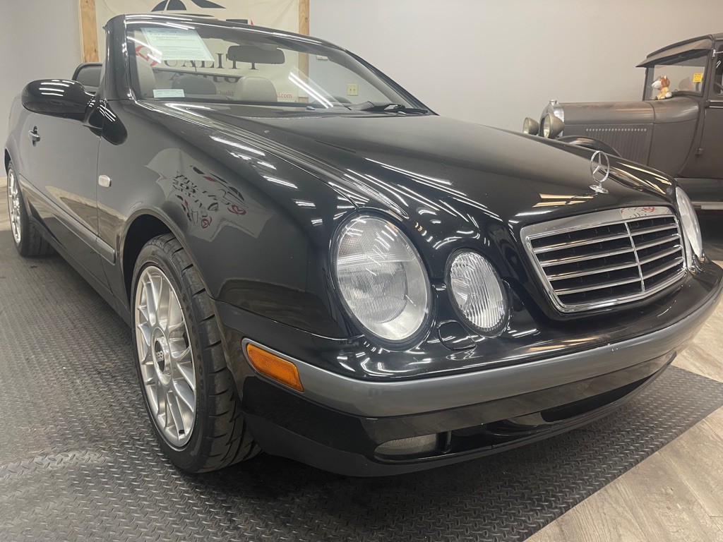 1999 Mercedes-Benz CLK-Class Image 14