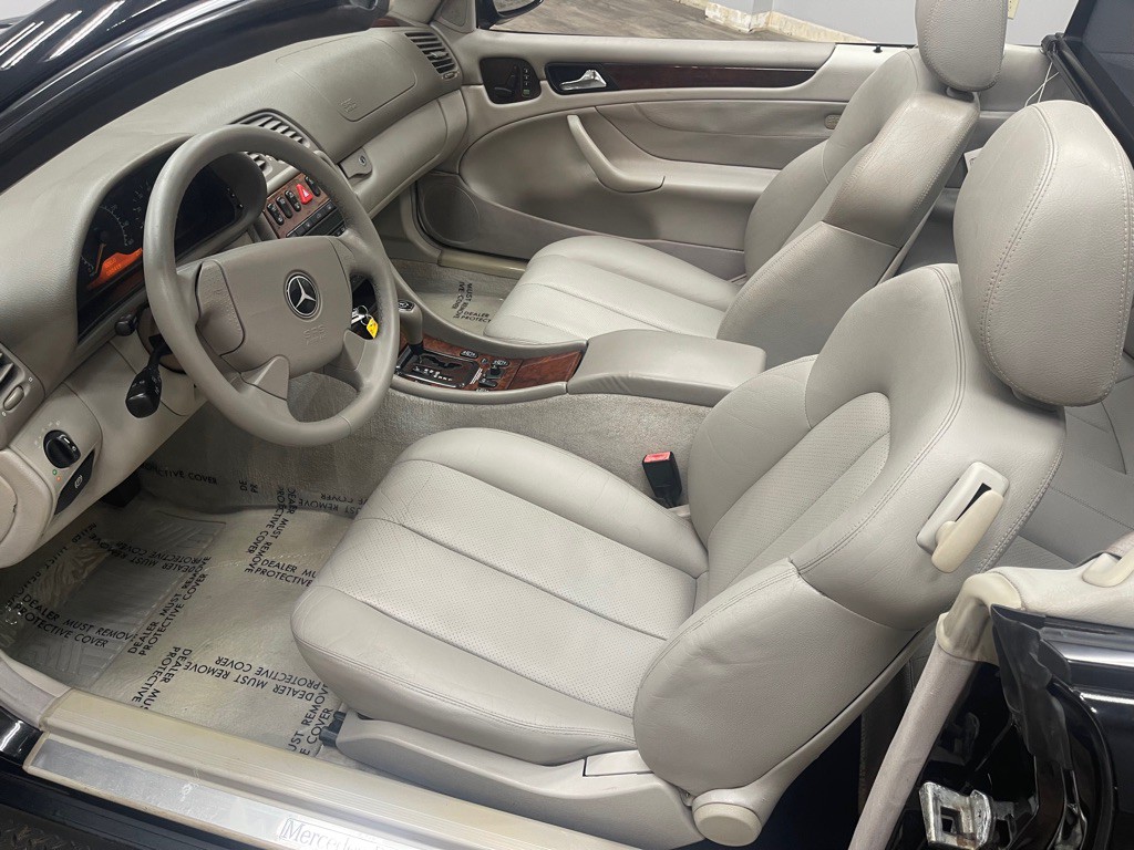 1999 Mercedes-Benz CLK-Class Image 19