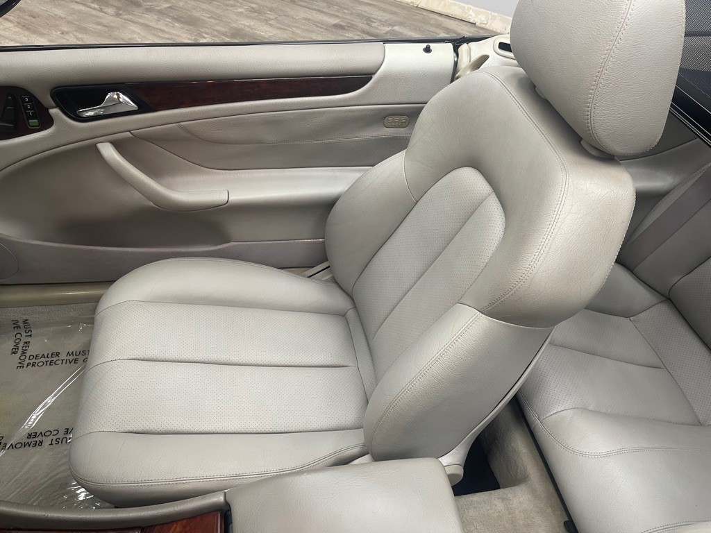 1999 Mercedes-Benz CLK-Class Image 20