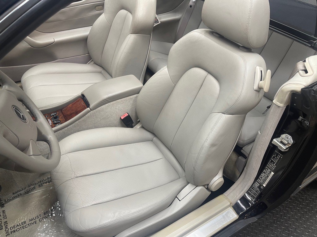 1999 Mercedes-Benz CLK-Class Image 21