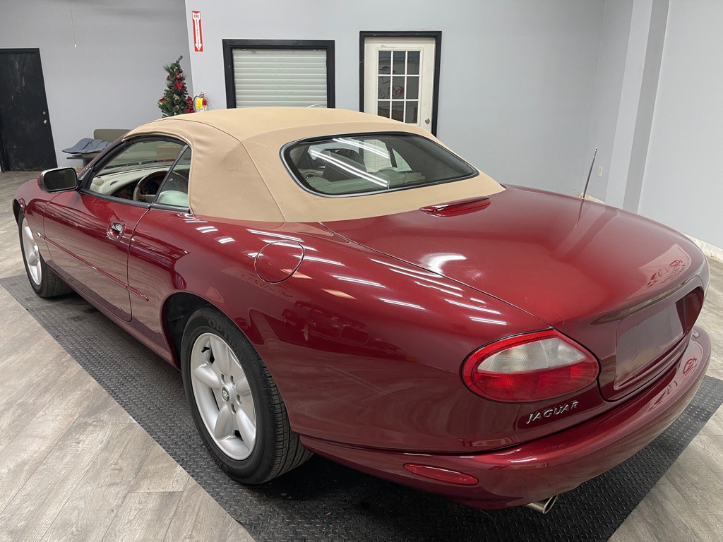 1999 Jaguar XK-Series Image 6