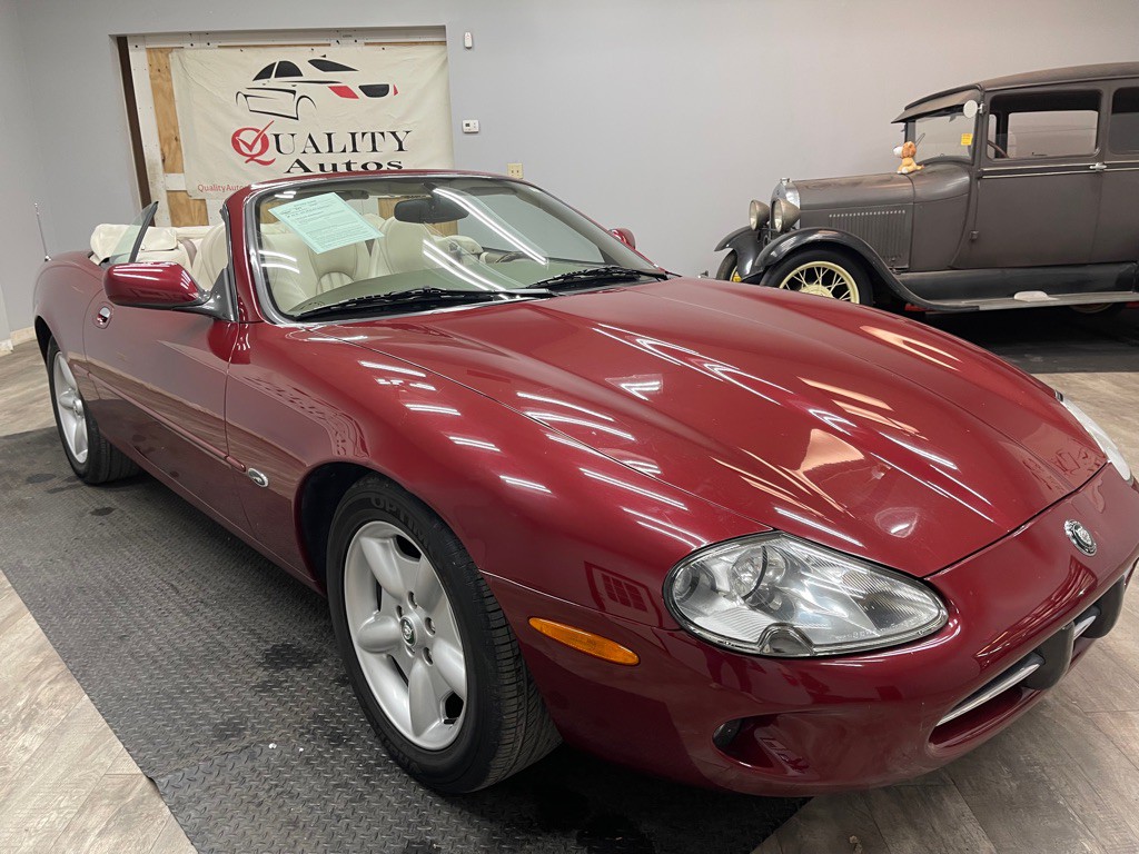 1999 Jaguar XK-Series Image 10