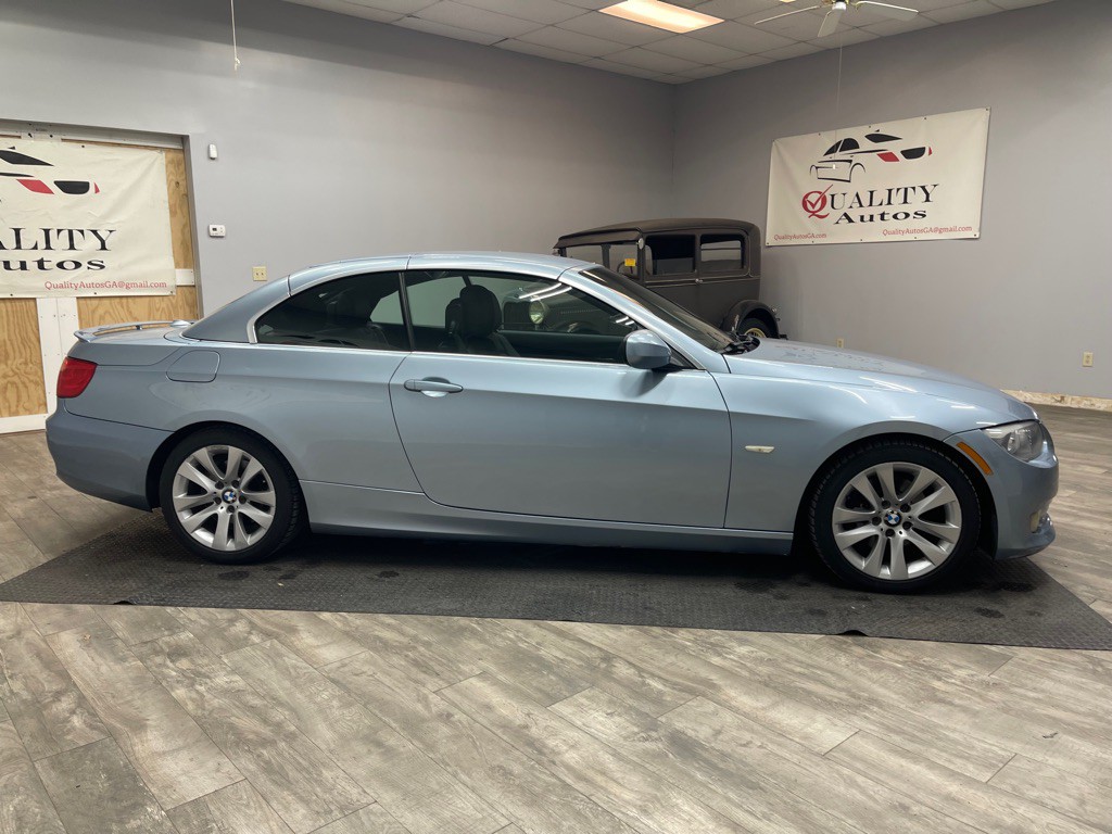 2013 BMW 3 Series Image 8