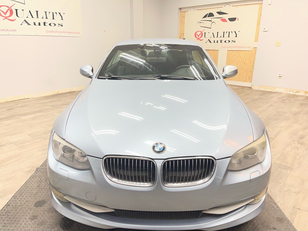 2013 BMW 3 Series Image 9