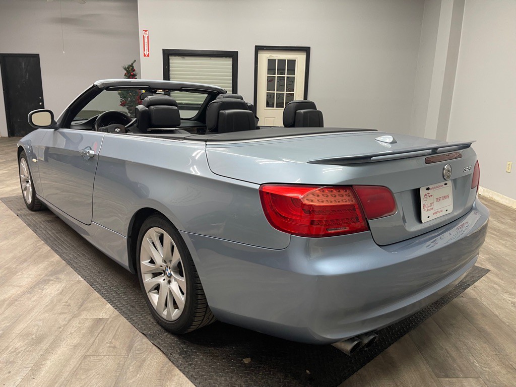 2013 BMW 3 Series Image 13