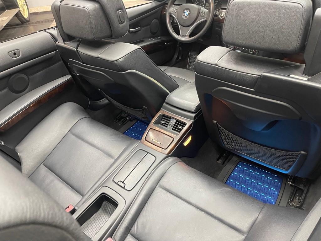 2013 BMW 3 Series Image 32