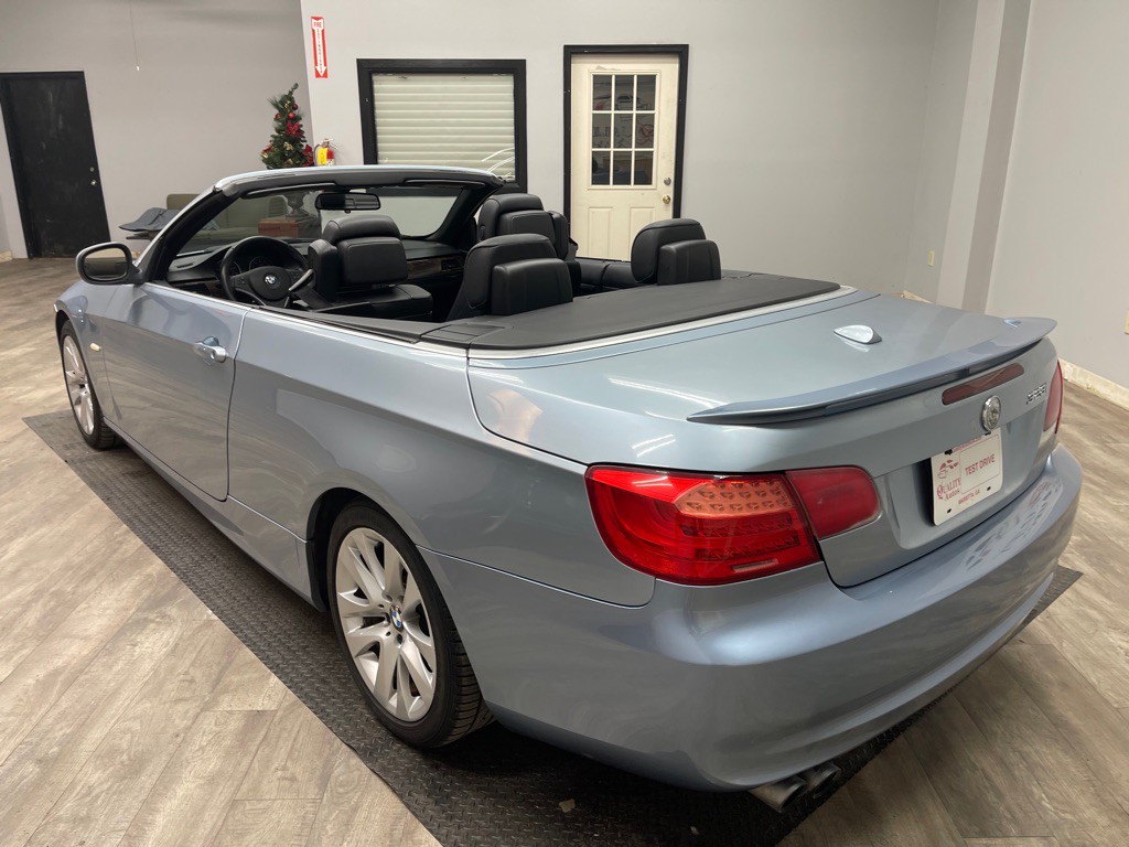 2013 BMW 3 Series Image 38