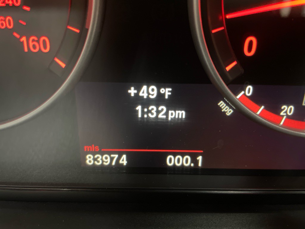 2011 BMW 5 Series Image 21