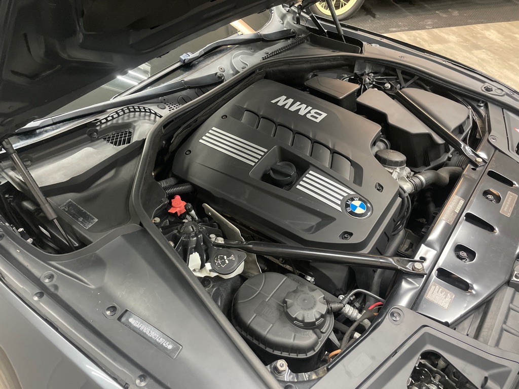 2011 BMW 5 Series Image 46