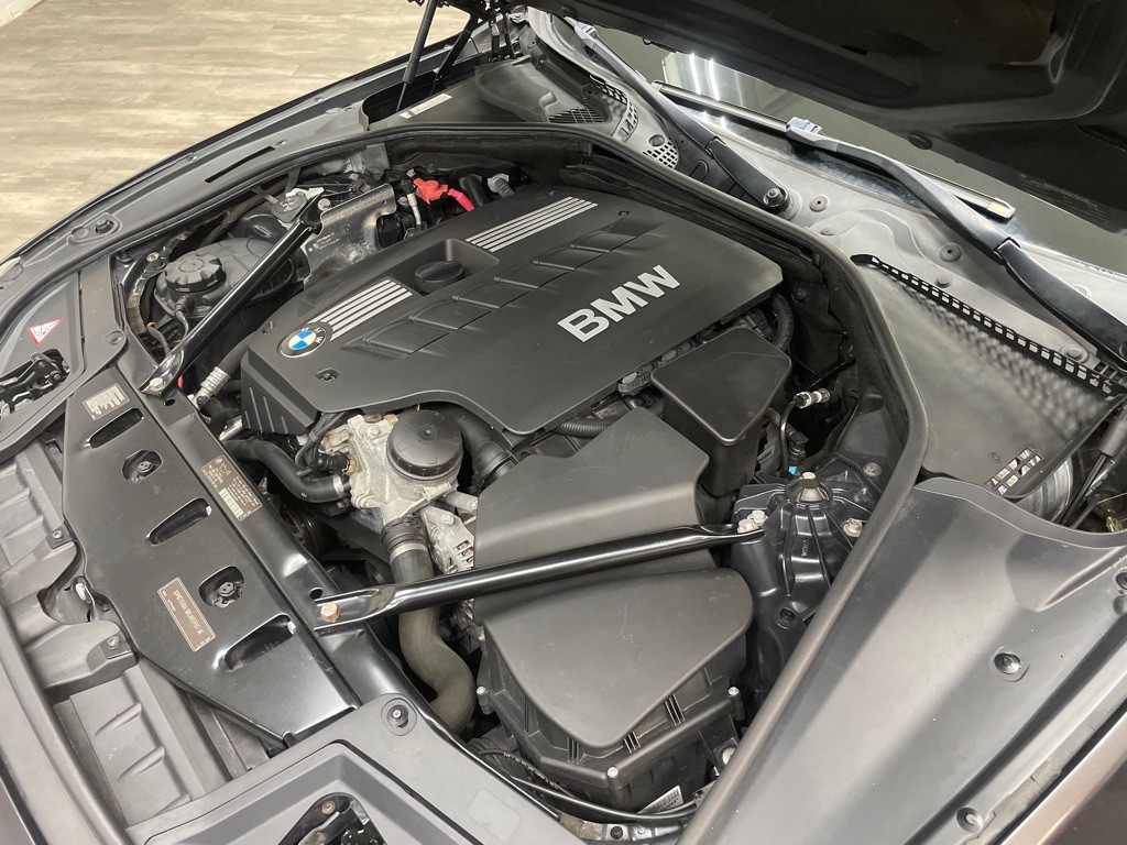 2011 BMW 5 Series Image 47