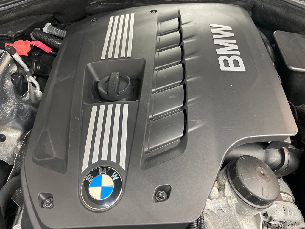 2011 BMW 5 Series Image 48