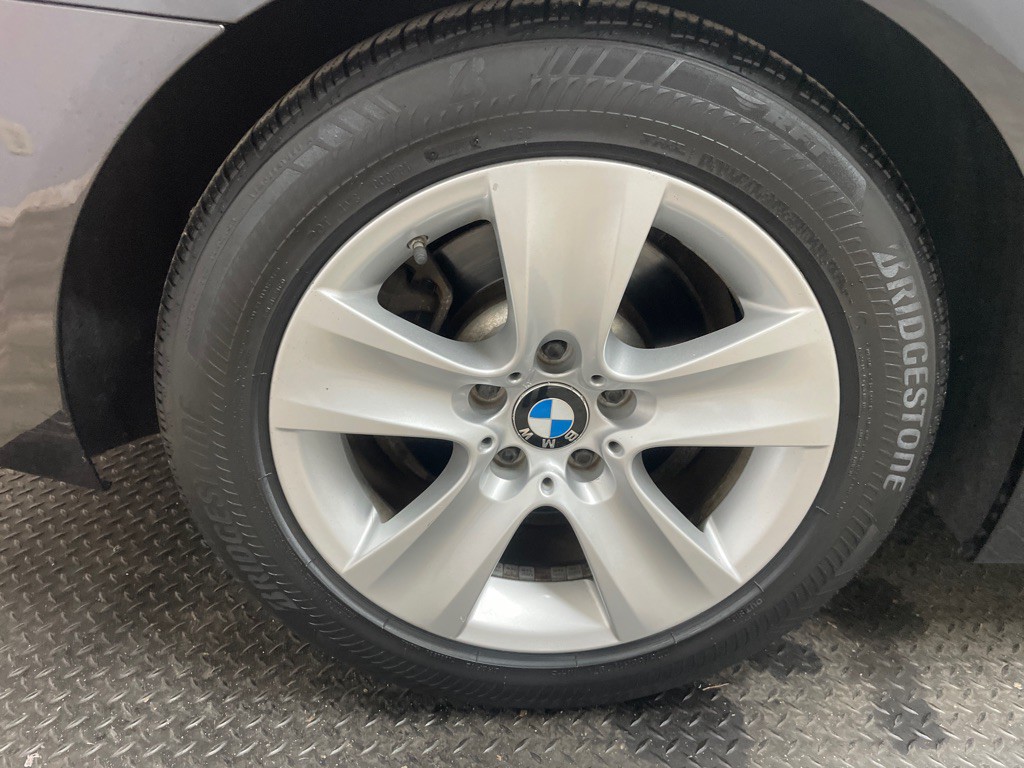 2011 BMW 5 Series Image 51