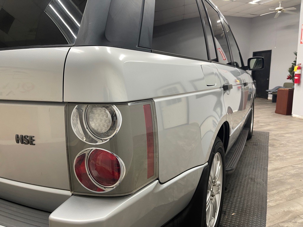 2008 Land Rover Range Rover Image 10