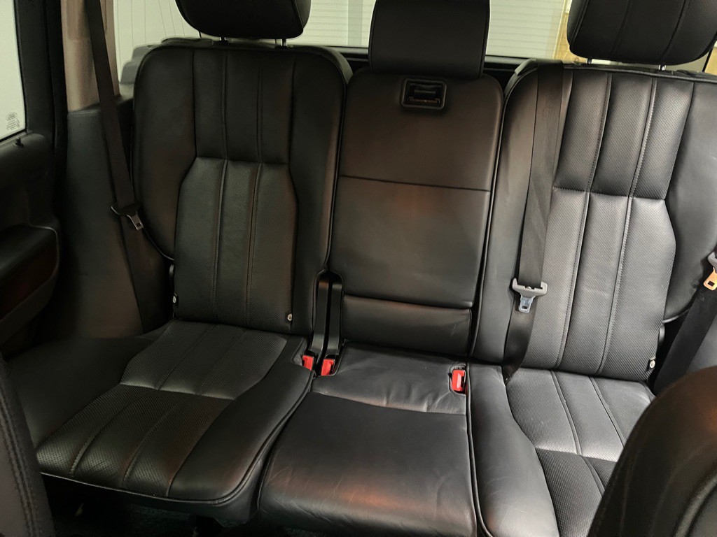 2008 Land Rover Range Rover Image 21