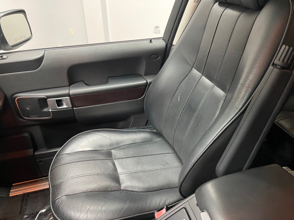 2008 Land Rover Range Rover Image 25